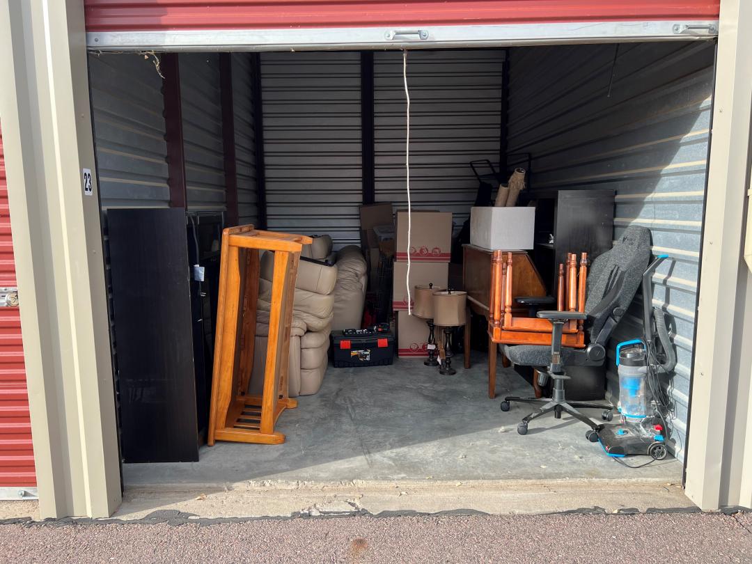 Storage Unit Auction in Sioux Falls, SD at New Prairie Storage Lyons